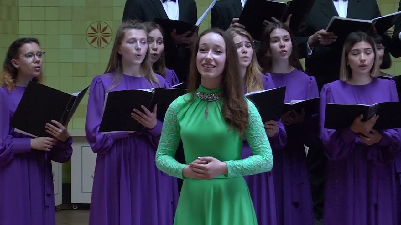 Укр. нар. пісня в обр. І. Бідака «Ой на Івана Купала». Виконує академічний хор ПФКМ ім. М.В.Лисенка.