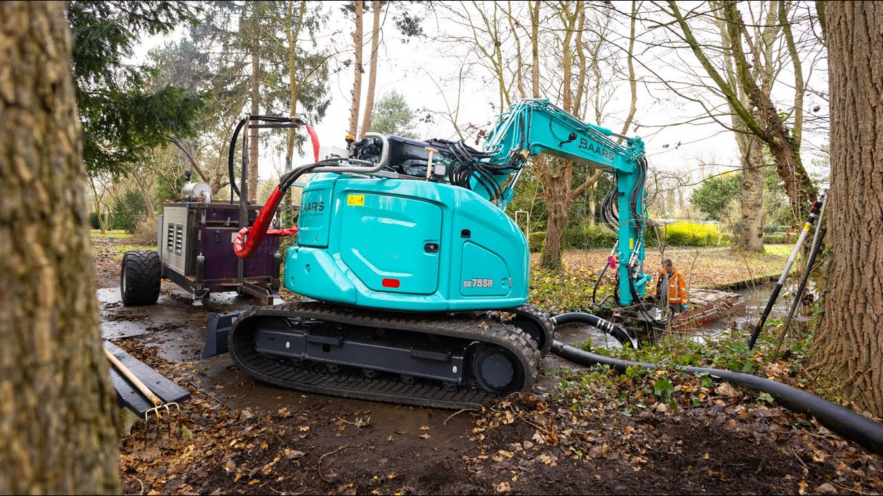 Kobelco SK75SR-7 voor Baars Aannemerij BV