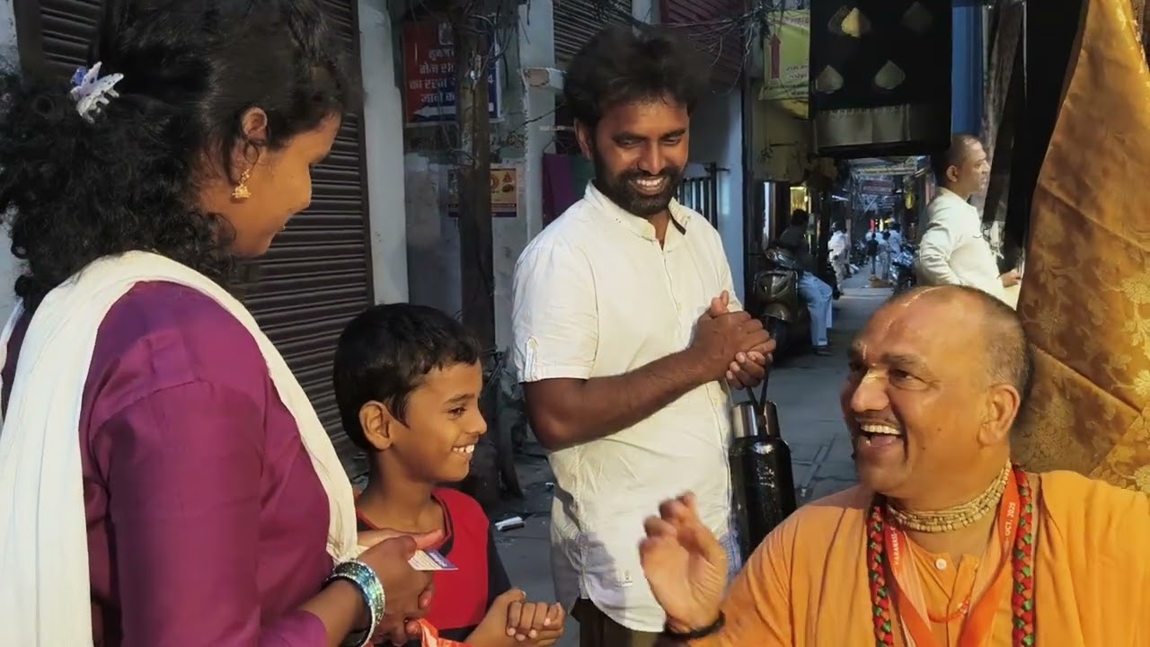 చిన్నప్పట్నుంచి భక్త తుకారం, అన్నమయ్య గురించి చెప్తే... టెర్రరిస్టులు, మతోన్మాదులు తయారవ్వరు...