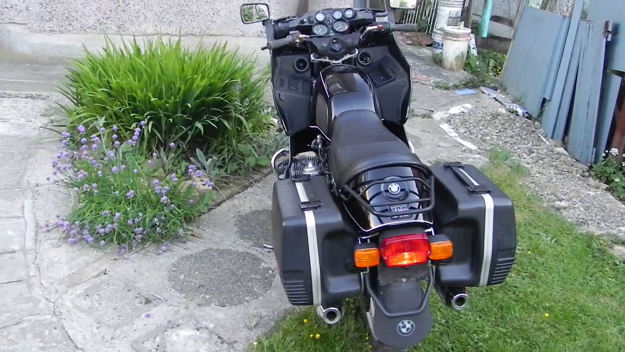 Non steam driven 1982 BMW R100RT, touring edition, original Euro goldwing!