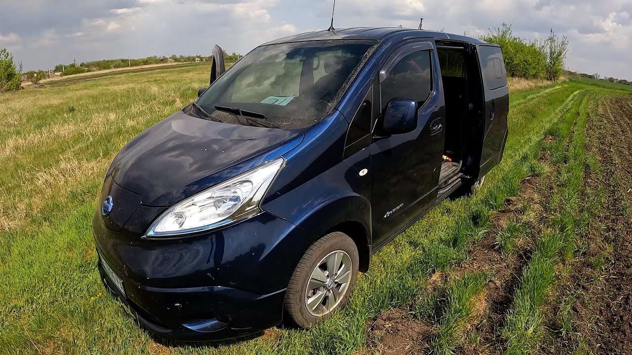 Класний Електро-Фургончик e-NV 200 Nissan. Мої враження та Огляд. Комфортний Електробус.