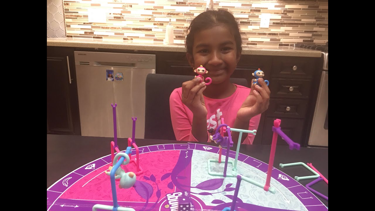 Unboxing Fingerlings Jungle Gym!