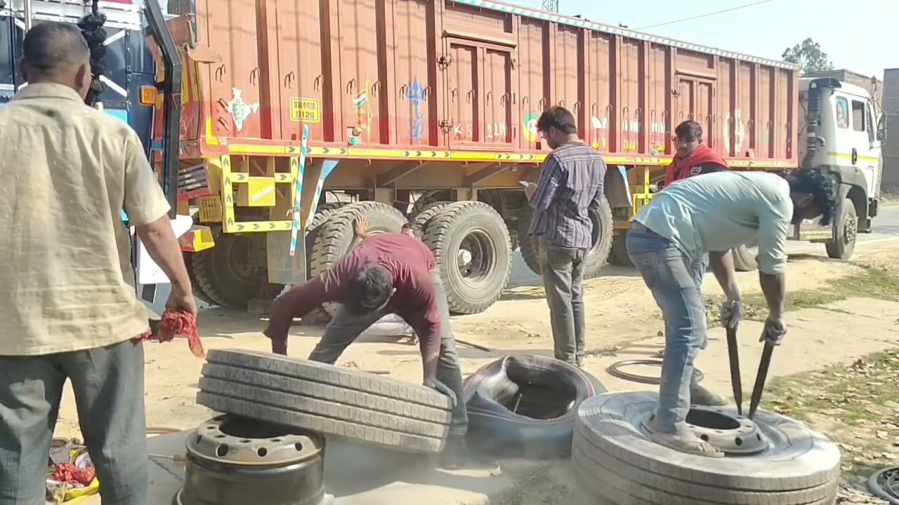 1020 radial tyre pawrder karne ke liye hamare pass aaya hai @SanjeetPnacher 