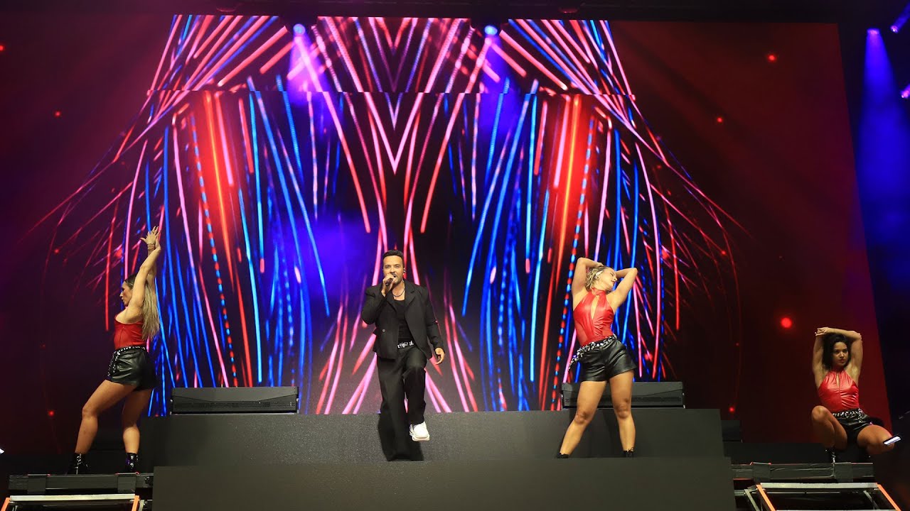 Así empezó Luis Fonsi su concierto en Vigo