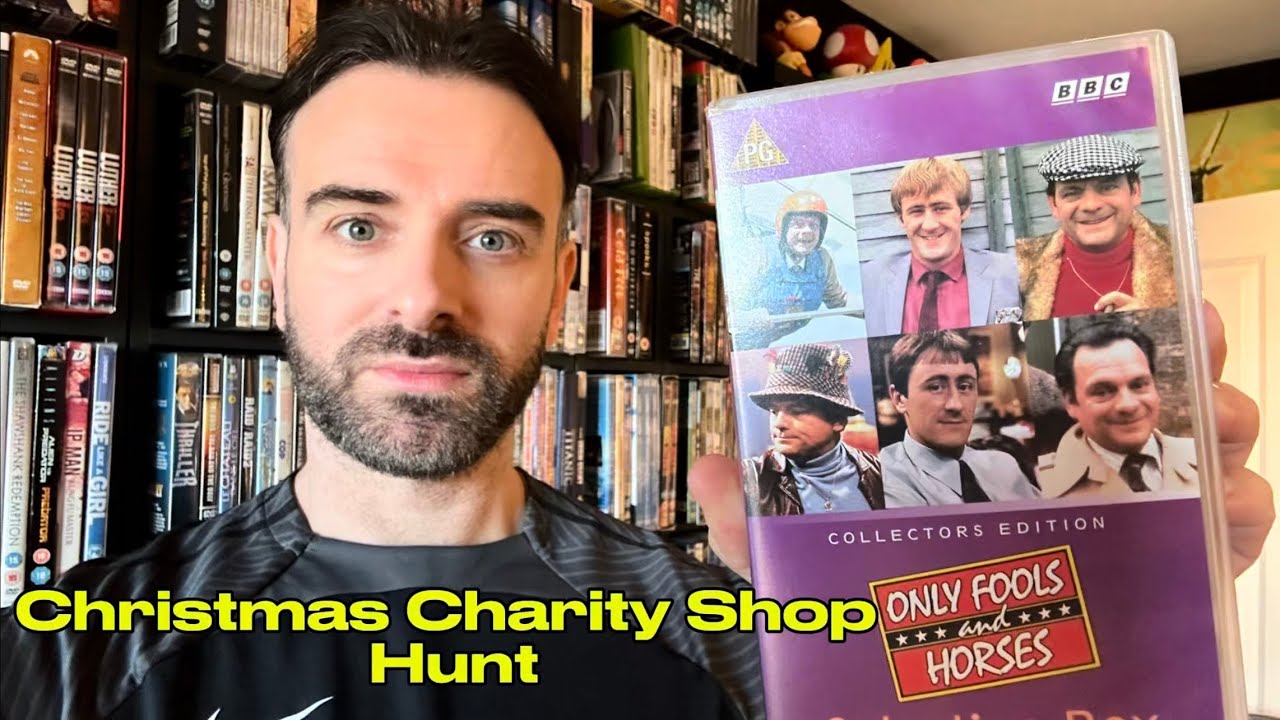 VLOG 13 - CHRISTMAS CHARITY SHOP HUNT