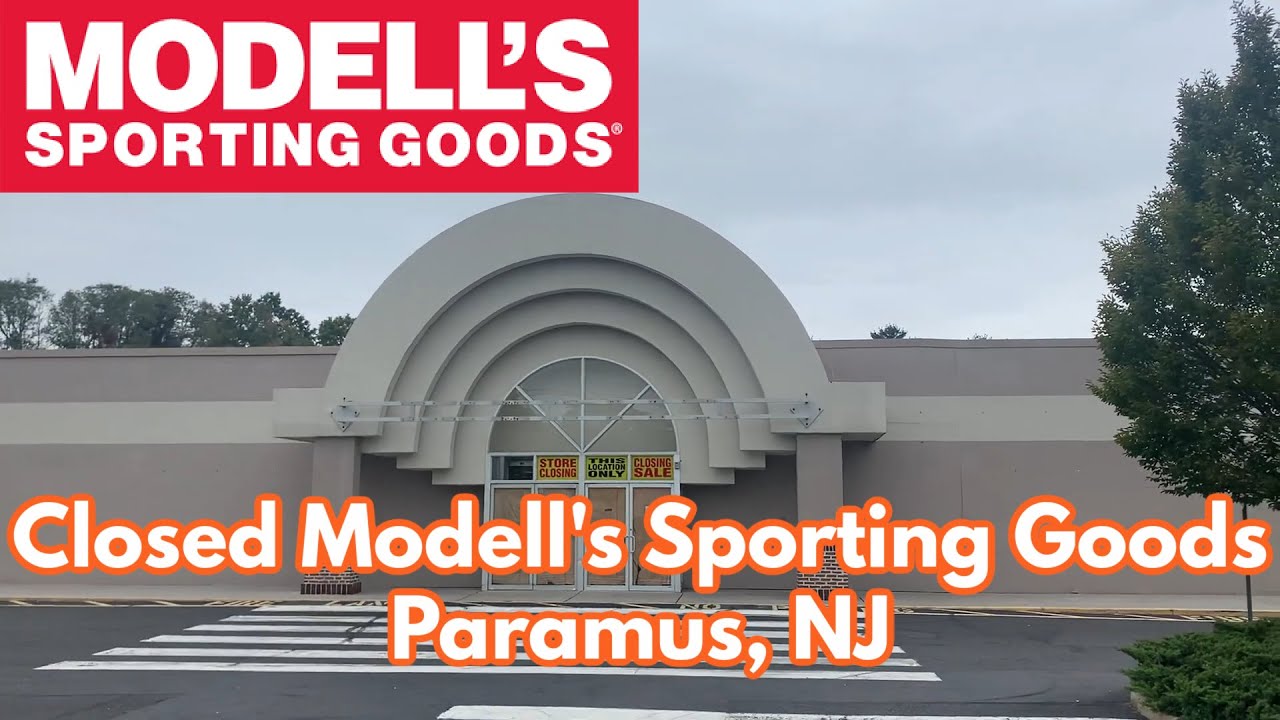 Closed Modell’s Sporting Goods in Paramus, NJ