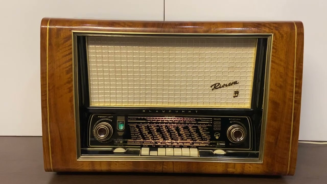 Звучання відреставрованого німецького лампового радіо «BLAUPUNKT - RIVERA, 3D», 1955 | 2026