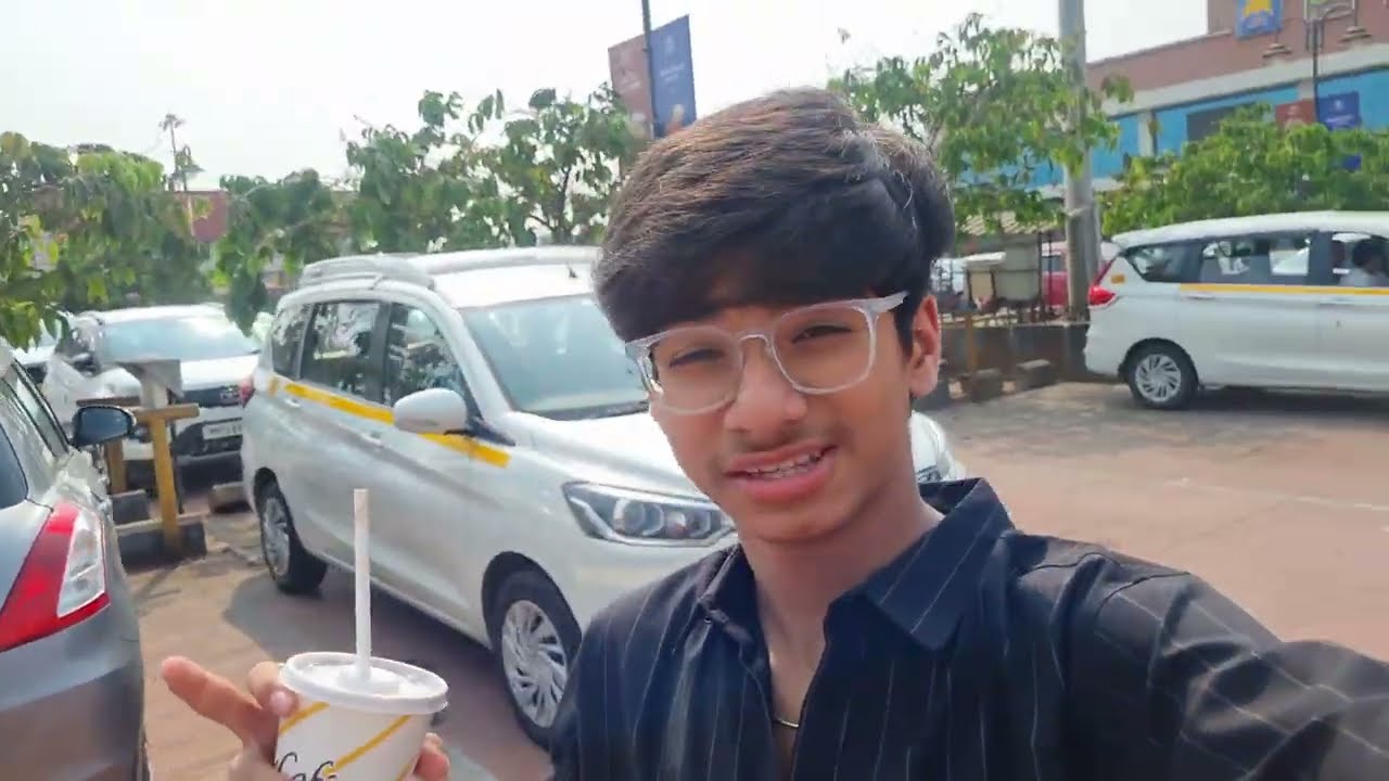 Kalyan me attentd karne gaye bhai ki shaadi🥵😇vlog