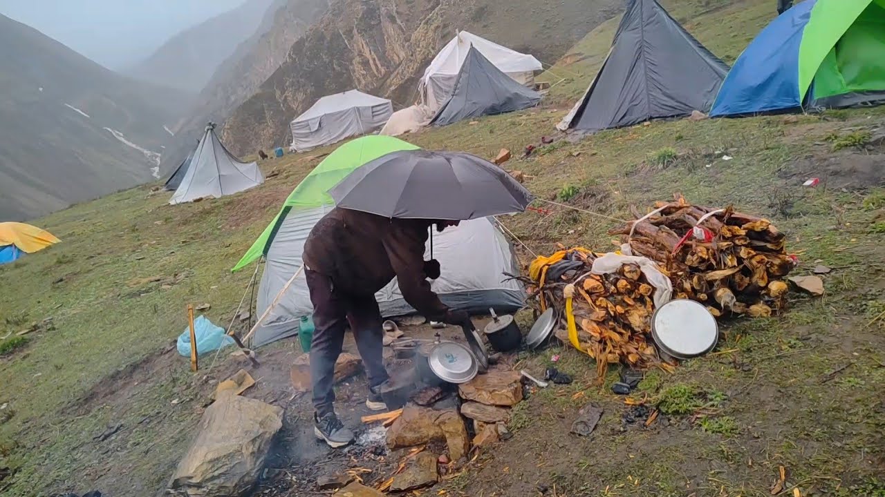  Real Nepali Mountain Village Life During the Rain || Peaceful Rural Village Documentary Video ||