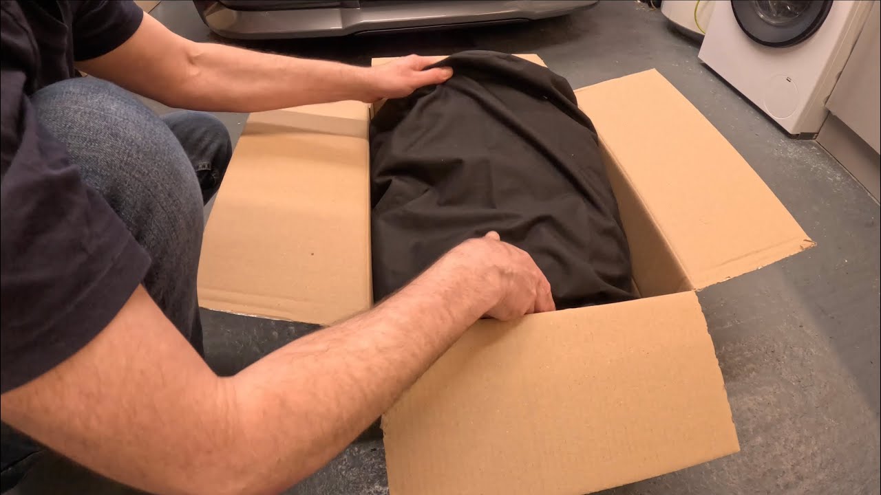 Classic Additions car cover MG SV