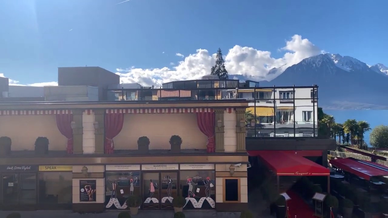 Tour de notre &eacute;cole &agrave; Montreux!