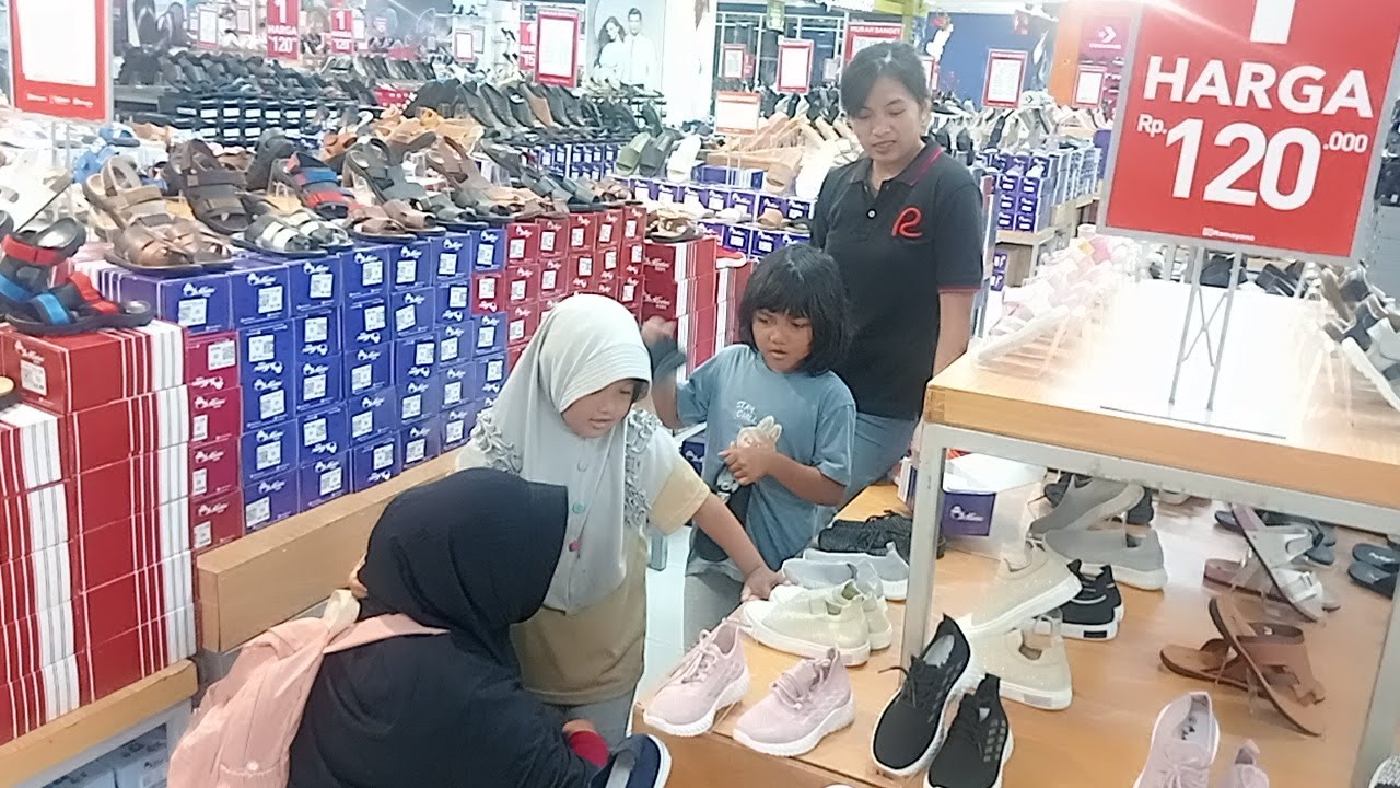 Ramayana Mall Dinoyo #AasiraPutri #AeyzaRamadhani