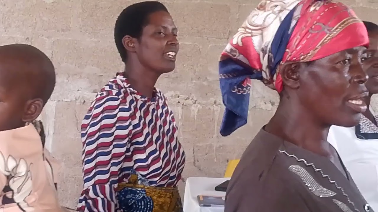 KWAYA YA UWAKILI  BULYASHI IKIHUDUMIA KANISANI  KARIBU UONE _ TUMAINI HILI