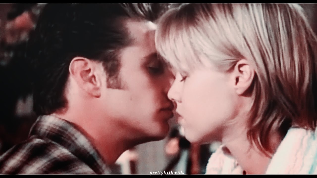 Brelly (Brandon & Kelly) moments in Beverly Hills 90210! (Season 5)