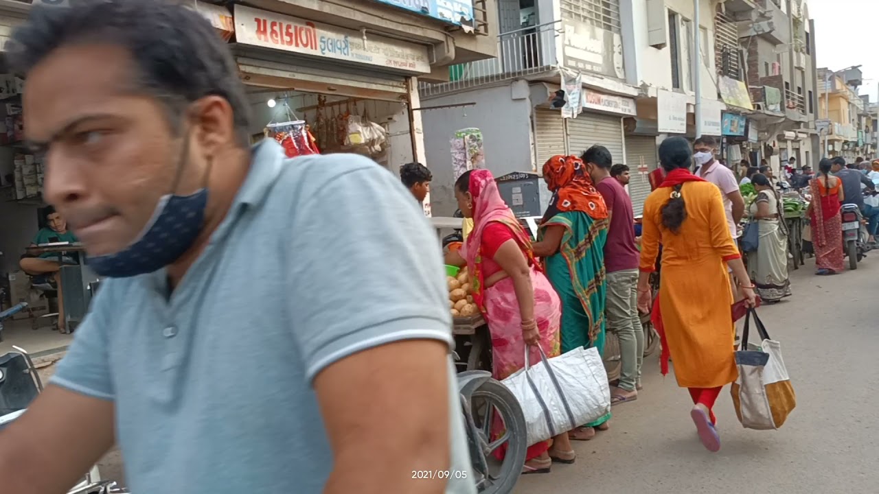 BHARGAV TENAMENT ROAD BHARGAV VEGETABLE MARKET CHEAPEST AND LARGEST IN AREA||AHMEDABAD