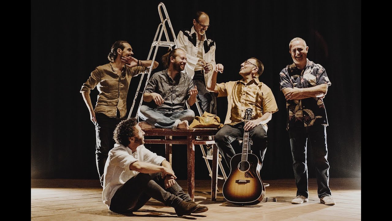 Mandolin' Brothers - Down Here (Live)