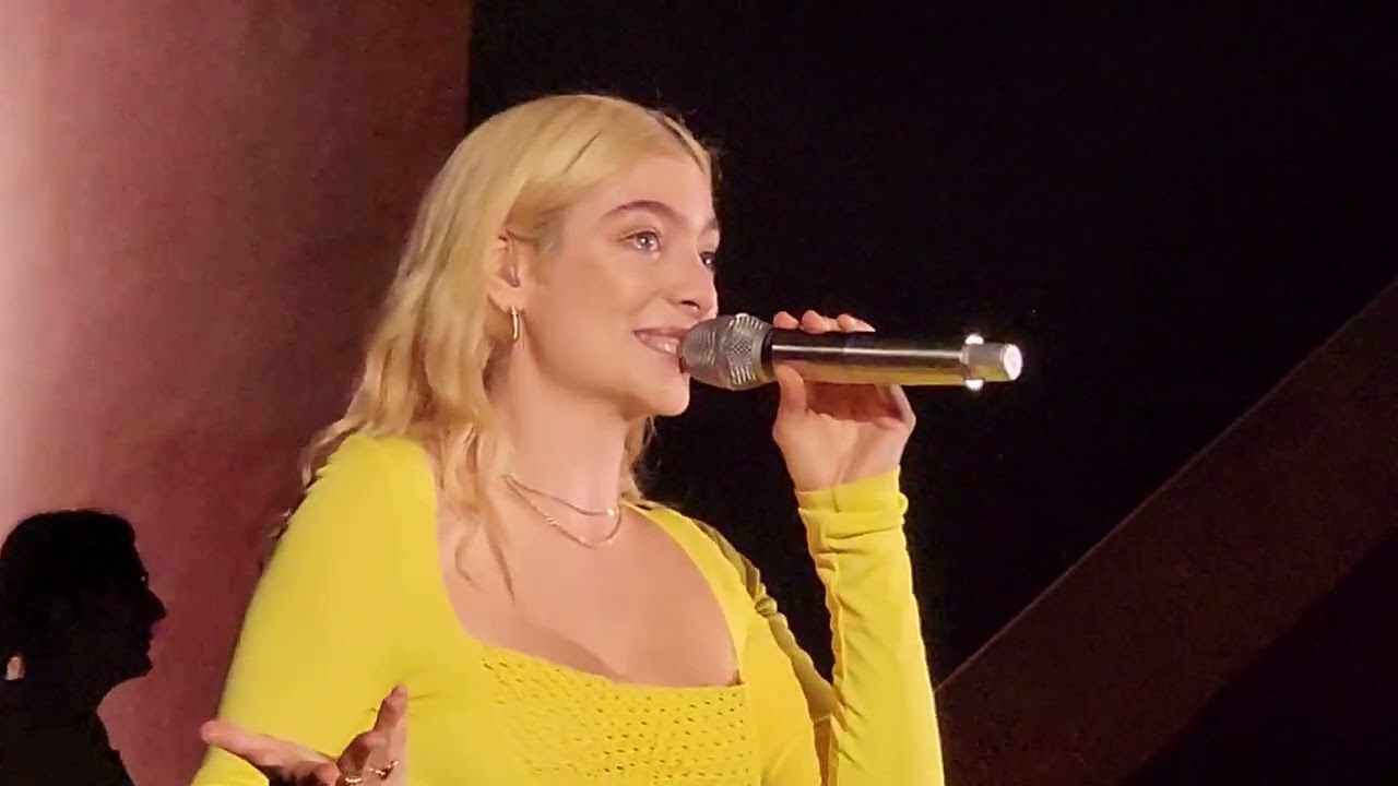 Lorde. Solar Power Tour 2023. The Path. Ribs. Louvre.