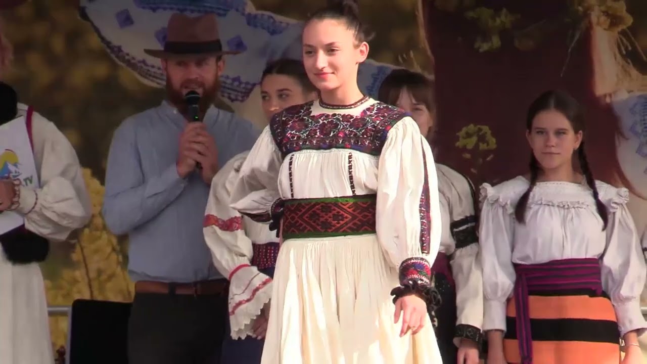 Am Prezentat Portul Popular in Cetatea Targu Muresului