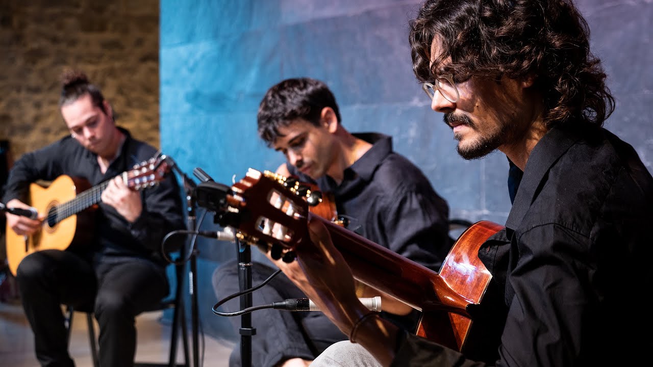 Tres guitarres flamenques al monestir.