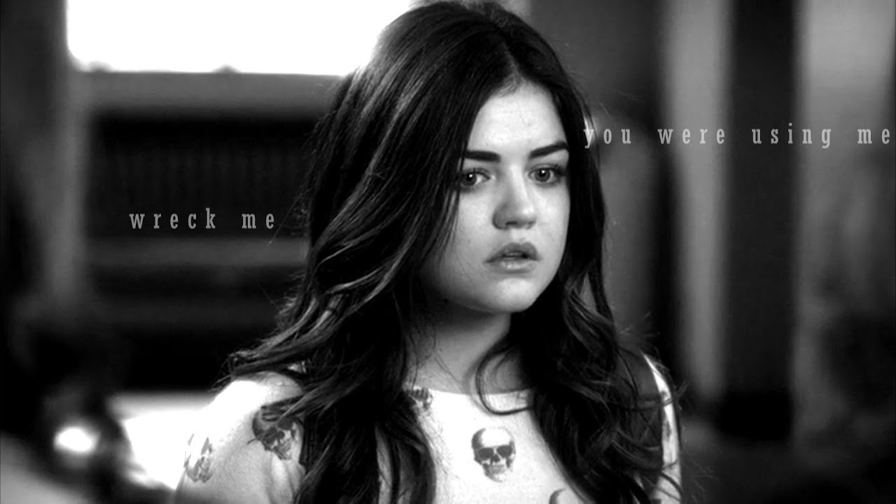 Aria and Ezra - Wrecking Ball