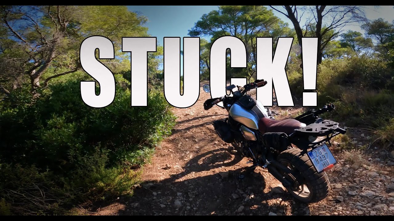 I got Stuck on a Hill!  | Yamaha XSR 700 Croatia Vis Adventure