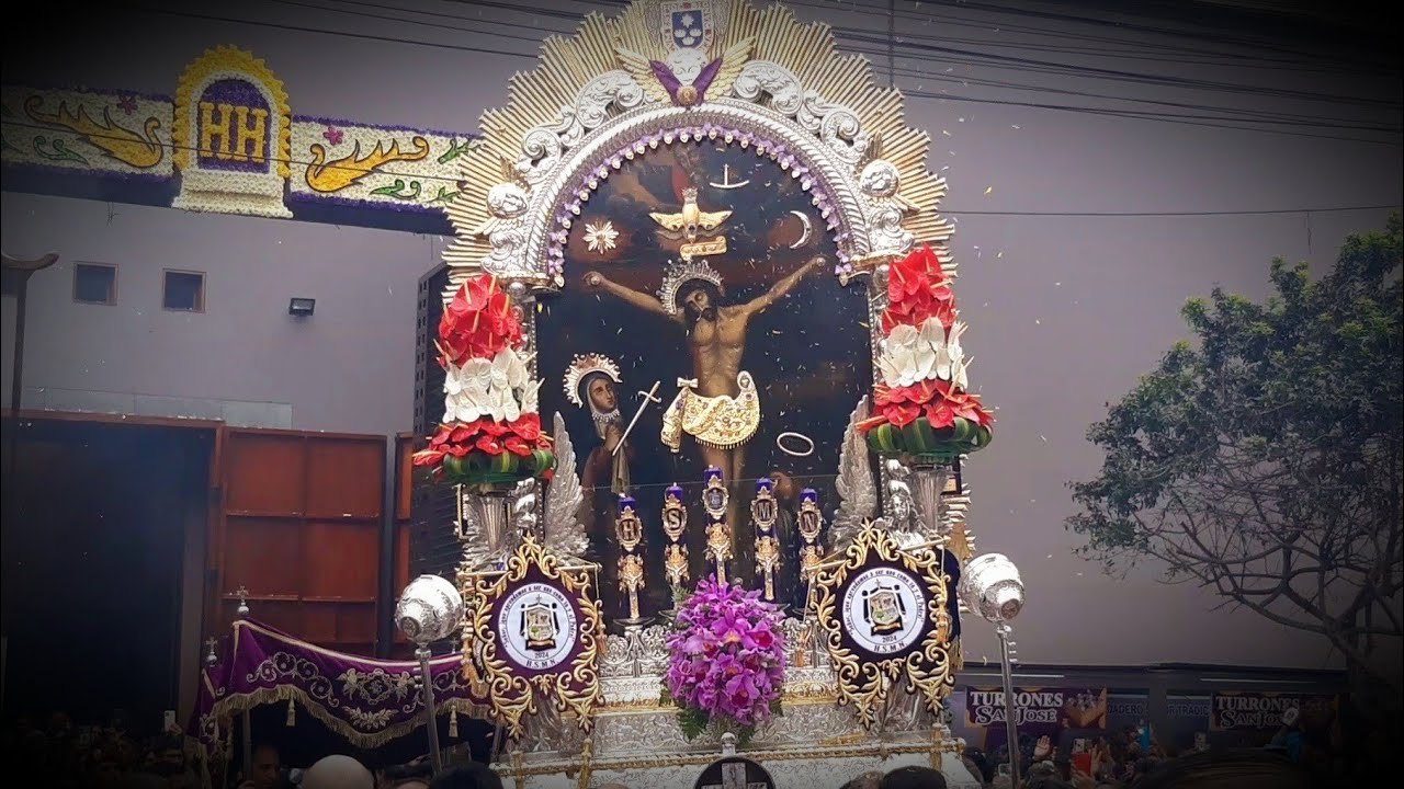 Primera Salida del Señor de los Milagros de Nazarenas - 05 de Octubre 2024