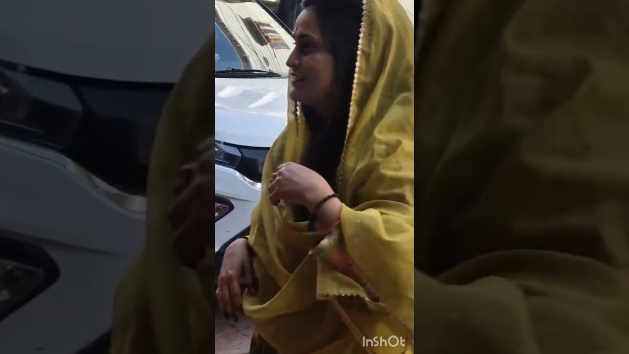 Finally aj gyi mai apne pihar...lakin kyu mujhe piche kr diya sbne #like#subscribe #trending 