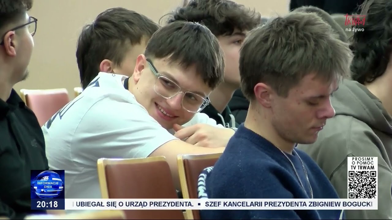 Zimowe warsztaty dla młodzieży w AKSiM