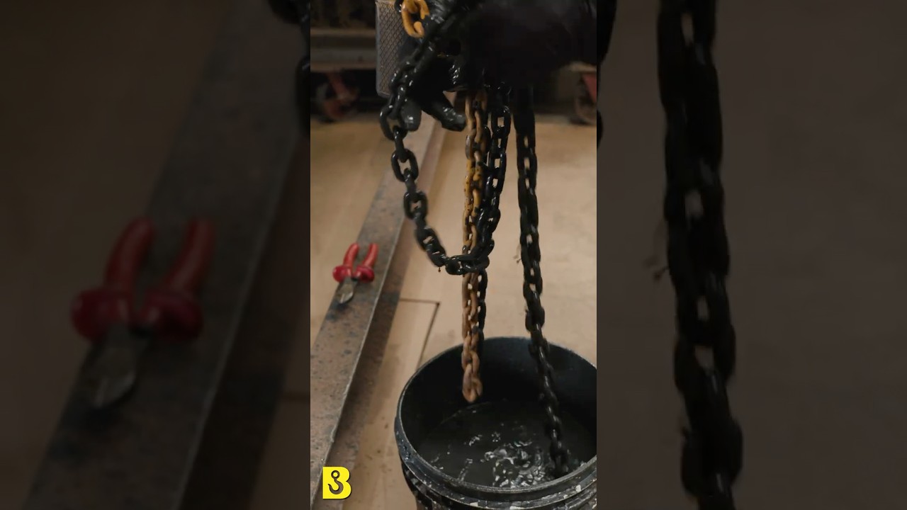 Chain Hoist Maintenance: Cleaning & Lubricating the Load Chain