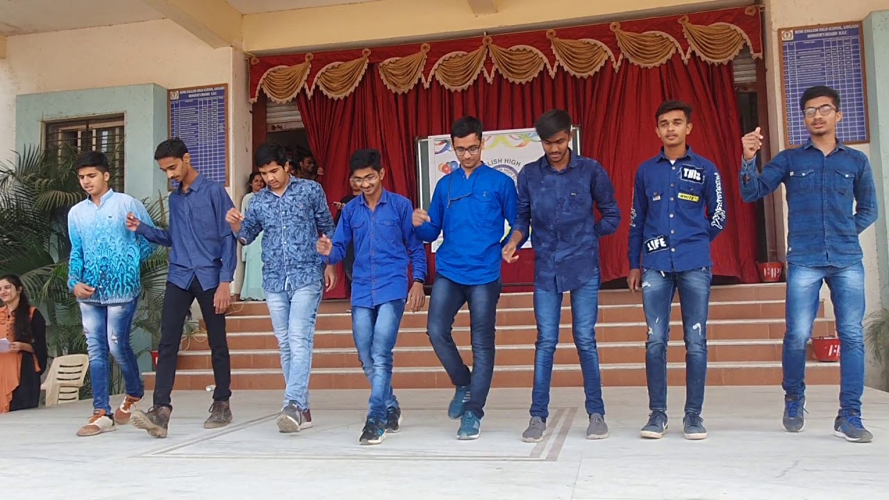 Farewell dance boys of 2020