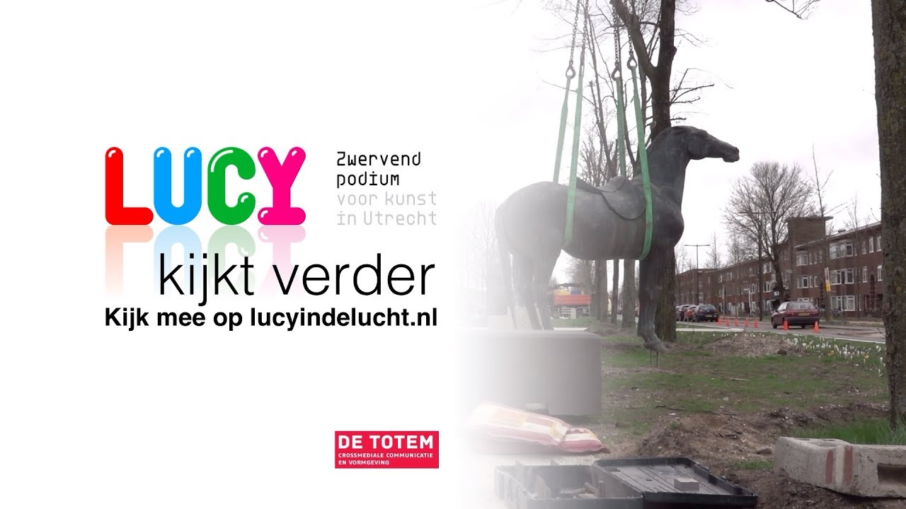 Beeldentuin Croeselaan Utrecht. Het paard op de wisselplek
