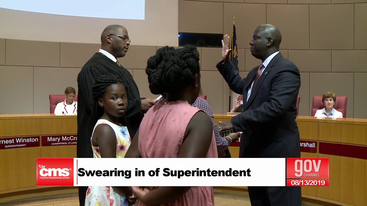 Earnest Winston sworn in as Superintendent of Charlotte-Mecklenburg Schools