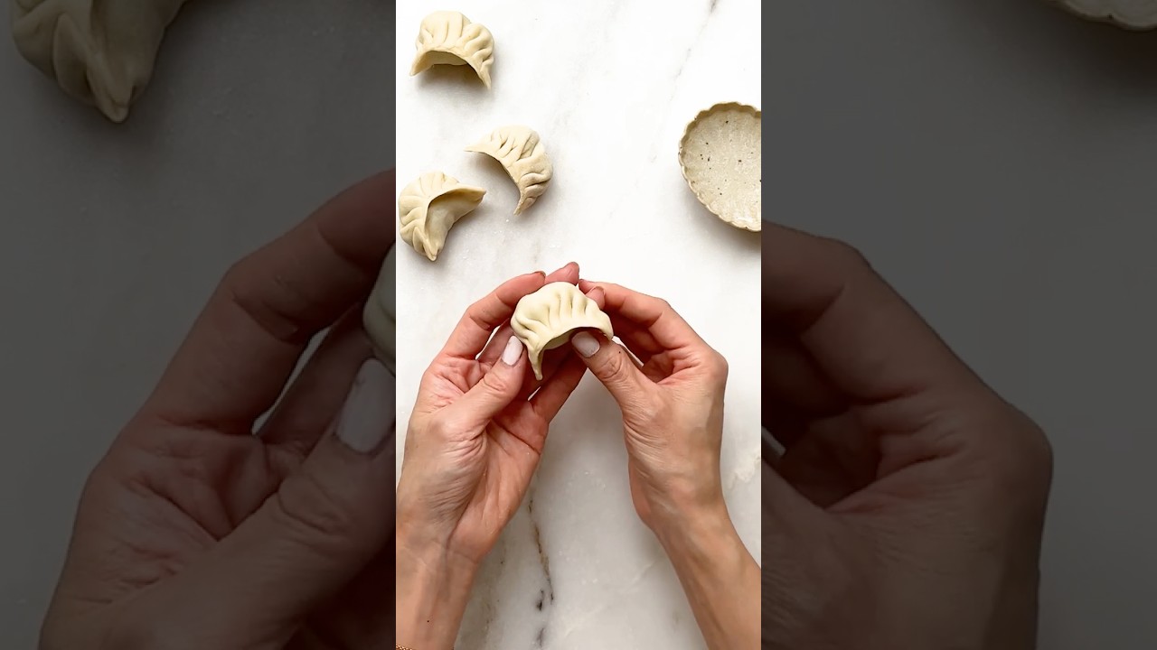 How to fold Classic Pleat Dumplings