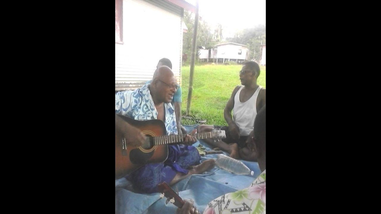 Ucavuka ni uluinaqai