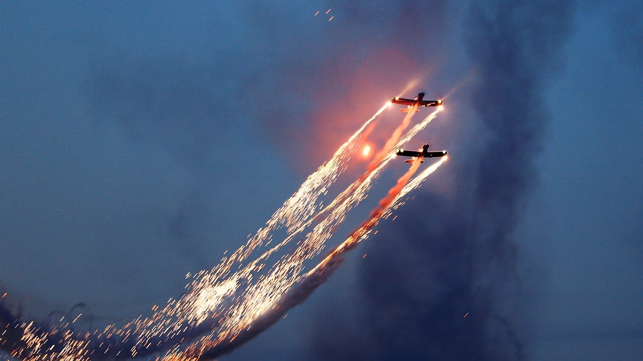 FireFlies Aerobatic Display Team at Swanage Carnival