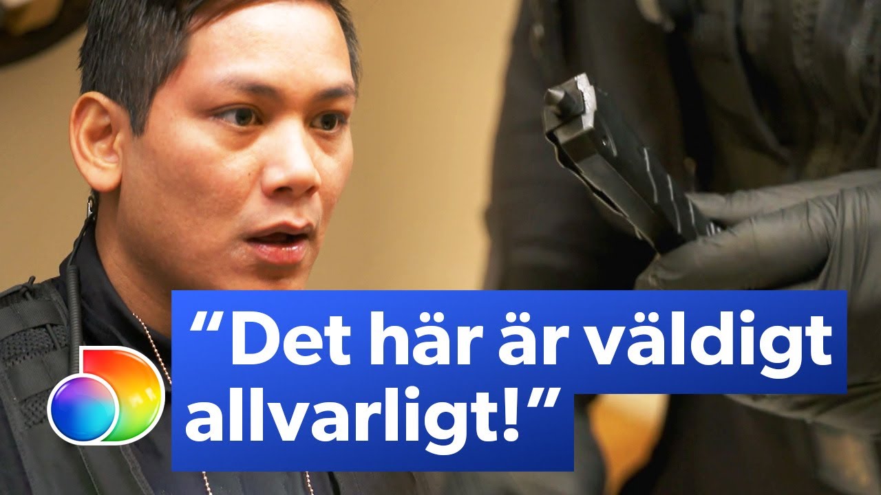 Tullen stoppar en resenär med ett livsfarligt vapen | Gränsbevakarna Sverige | discovery+