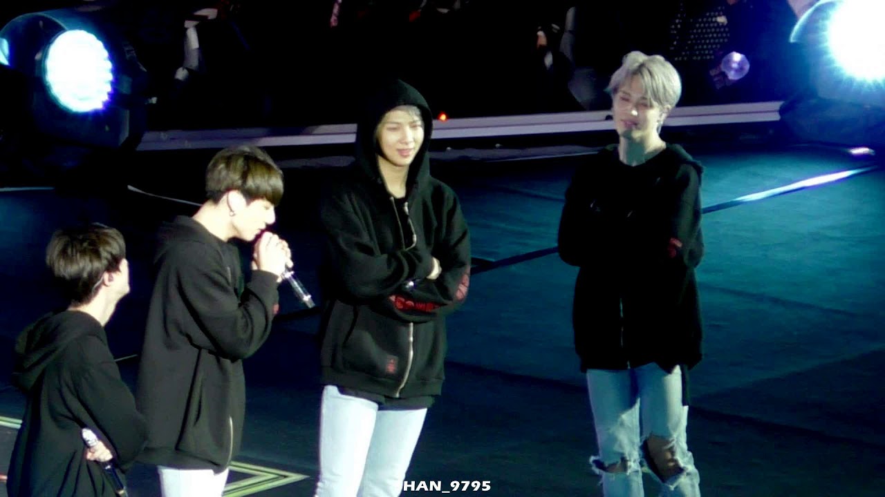 181209 Love Yourself Tour in Taoyuan - JUNGKOOK singing 
