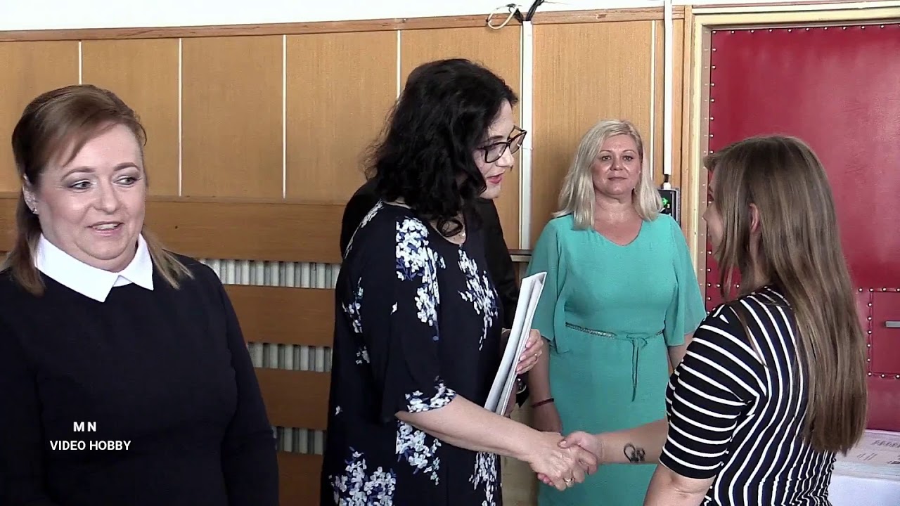 Ministerka školstva M. Lubyová odovzdávala v Trnave maturitné vysvedčenia