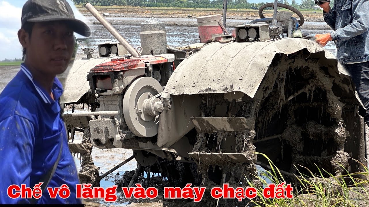 Nông dân An Giang tự chế Vô lăng vào máy Chạc đất rất tiện lợi, một ngày chạy gần 100 công đất