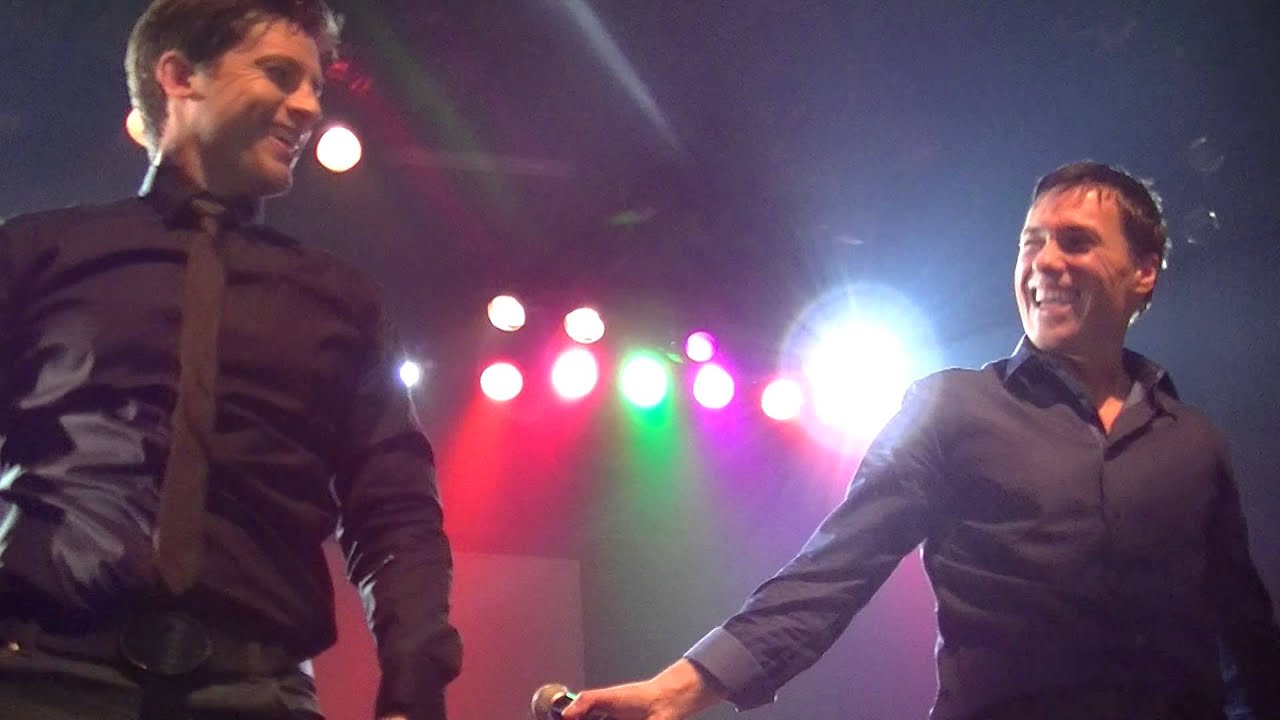 worlds apart au bataclan everybody et everlasting love