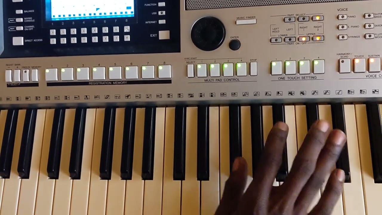 kwiga gucuranga indirimbo zo kuramya 🥰🥰 kwiga amanota ya piano 🎹 iga gucuranga iyi song 🥰❤️