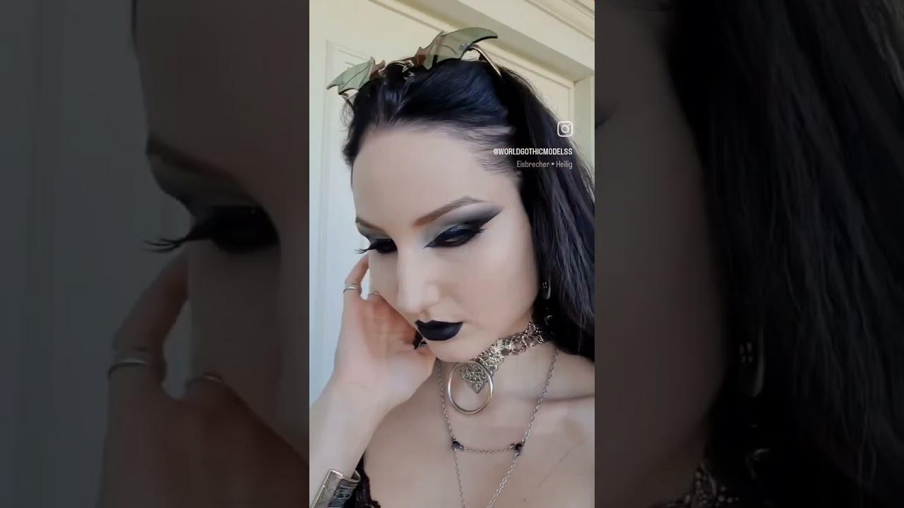 Model Persephone99 #goth #gothic #gothstyle #gothgirl #fetish #worldgothicmodels #makeup #fashion