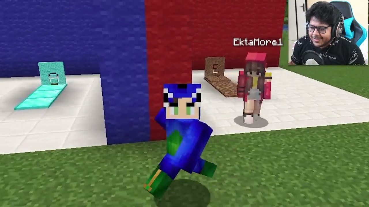Ayush & Ekta Build Tiny Security House in Minecraft 😱