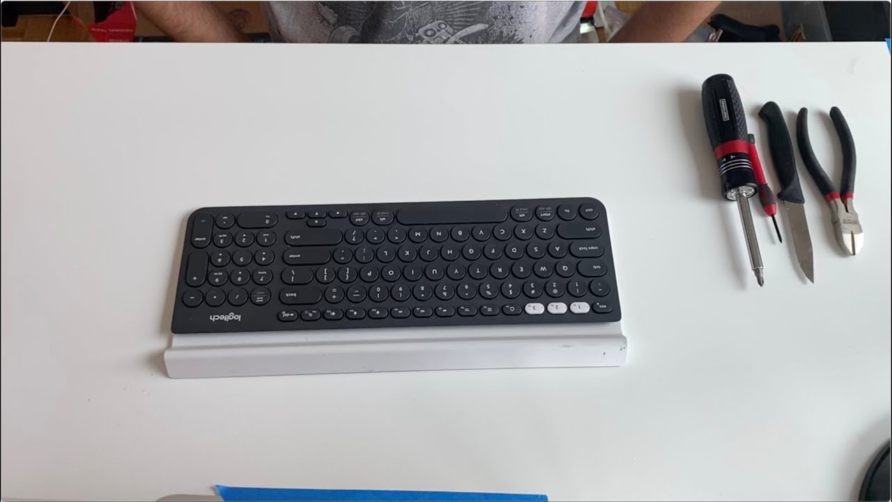 Disassembly - Logitech K780 Multi-Device Wireless Keyboard