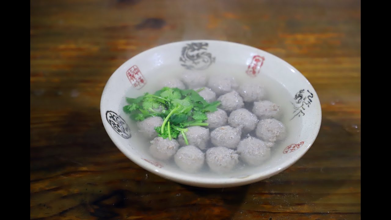 大厨教你做手工牛肉丸，掌握技巧肉丸能弹跳，做法秘诀大公开