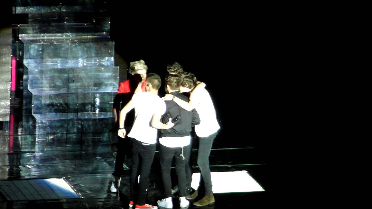 One Direction - TMH Tour @ Dublin 5/3/2013 - Twitter questions
