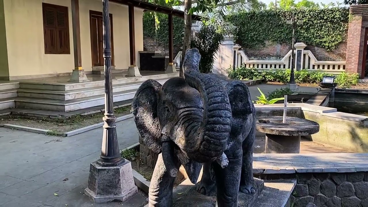 DOKUMENTER NDALEM JOYOKUSUMAN SURAKARTA