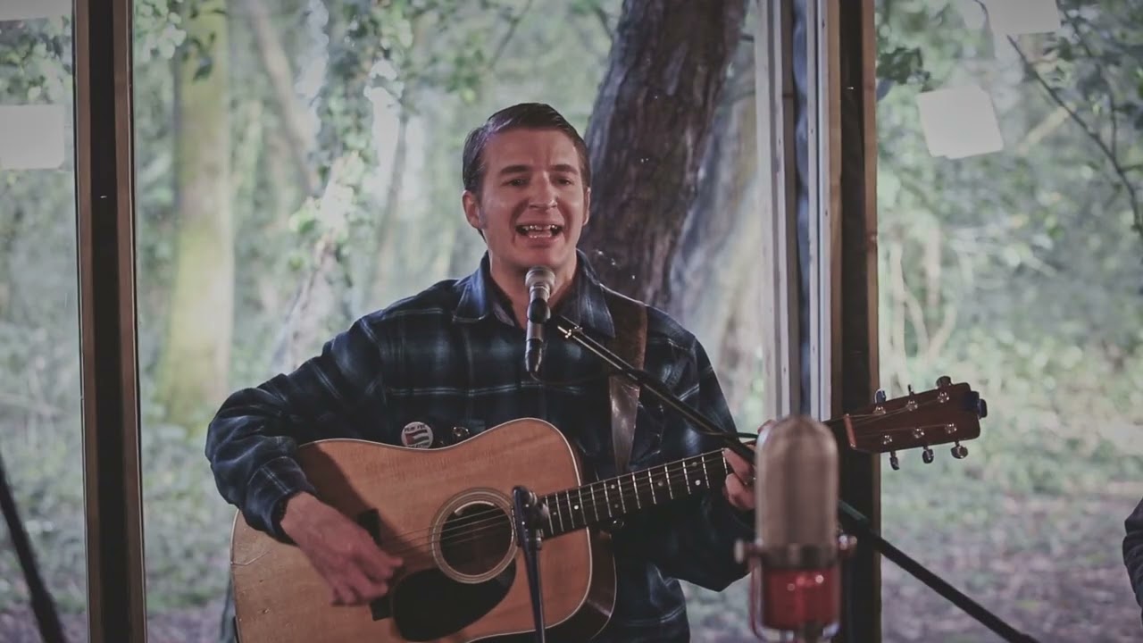 Lewis Pugh - Big Stone Lifter (LIVE)