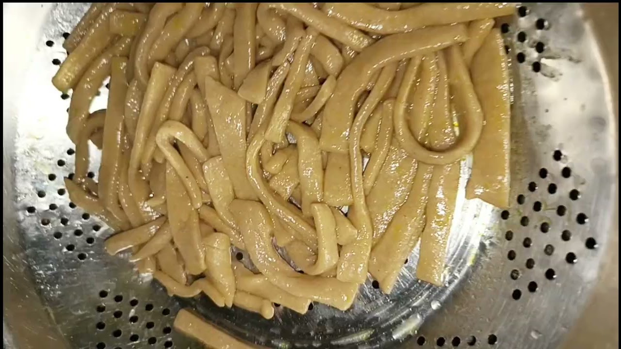 हेल्दी और टेस्टी नूडल्स घर पर बनाना कितना आसान अब बच्चे भी खिलाएंगे आपको घय पर बनाकर # noodles recip