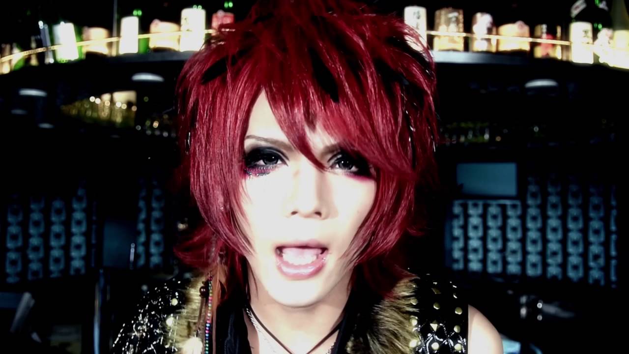 KISS the CROWN映像『カミソリ-MV-』